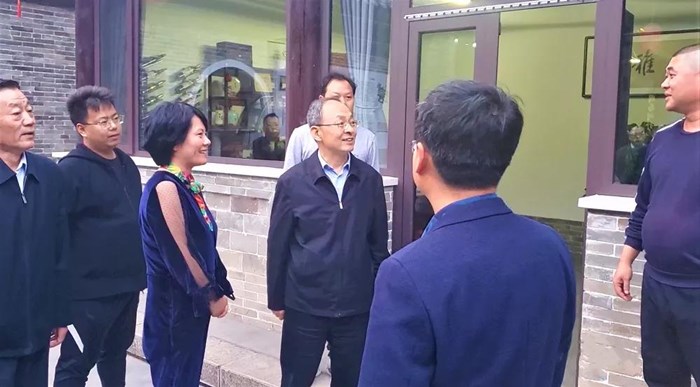 忻州市委书记郑连生在忻州古城弘文院调研